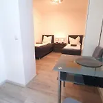 Neuburg Am Schloss 아파트 *