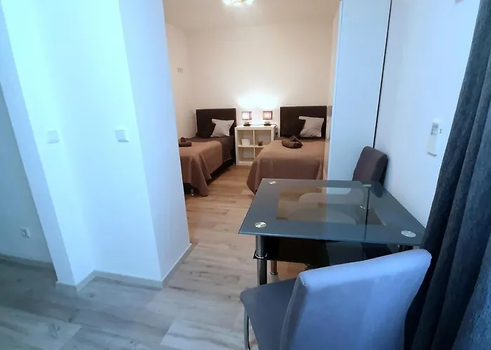 Neuburg Am Schloss Apartmán *